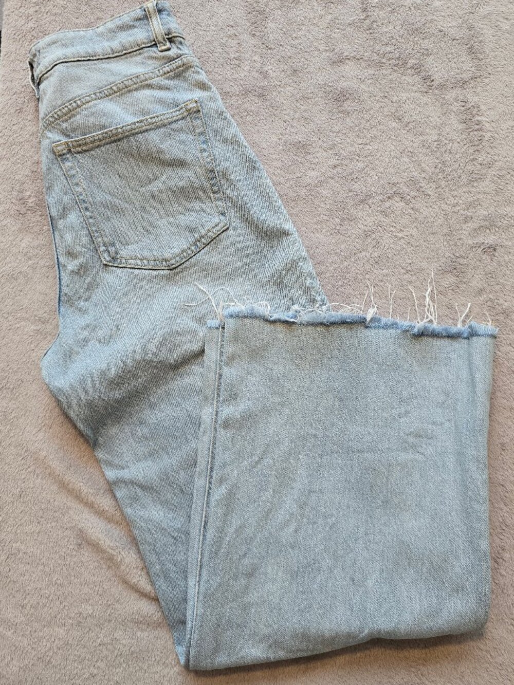 H&M Wide High-Waist Jeans Light Wash Raw Frayed Hem - Size 6